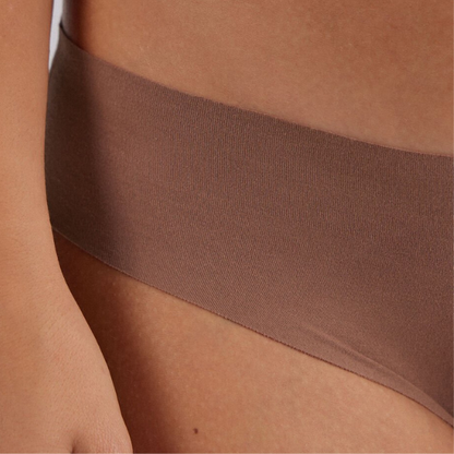 Seamless cotton briefs