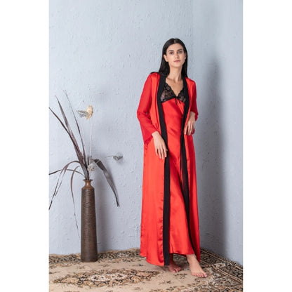 Nightgown set with black accent
